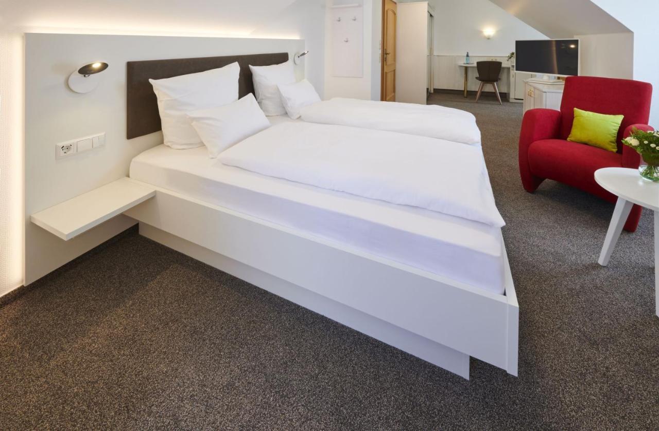 Kreuz-Post Hotel-Restaurant-Spa Vogtsburg Eksteriør billede