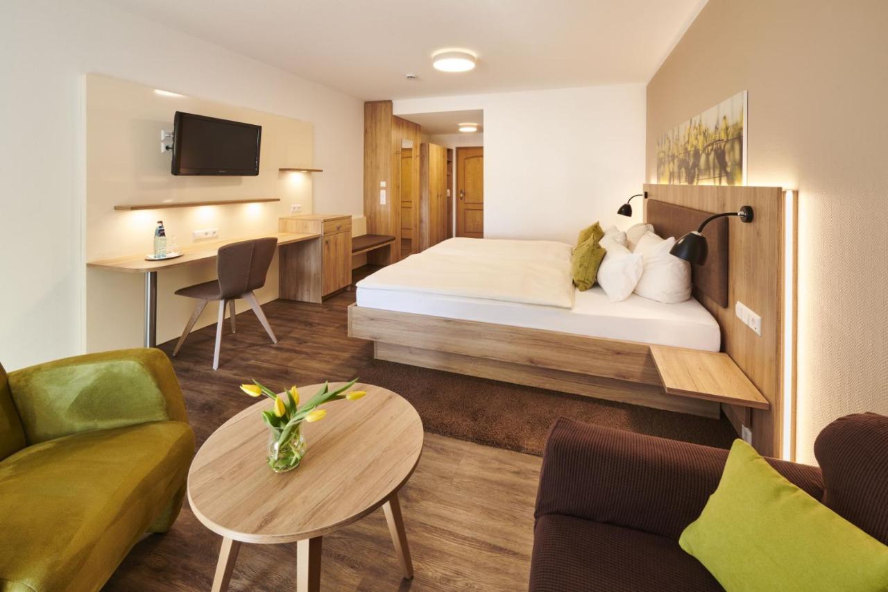 Kreuz-Post Hotel-Restaurant-Spa Vogtsburg Eksteriør billede
