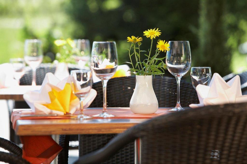 Kreuz-Post Hotel-Restaurant-Spa Vogtsburg Eksteriør billede